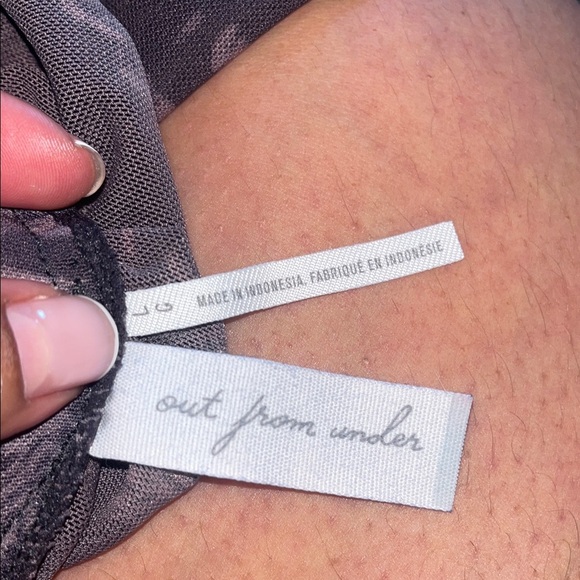 Urban Outfitters Black Floral Bodysuit - Picture 9 of 12